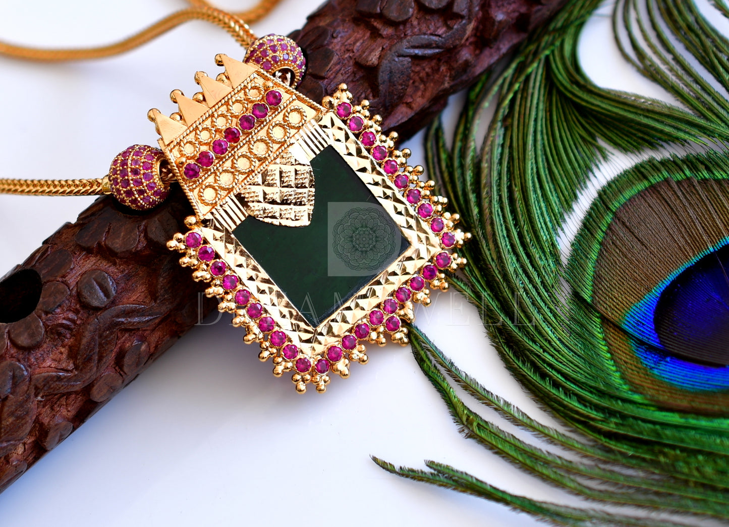 Gold tone pink-green Kerala style necklace dj-35577