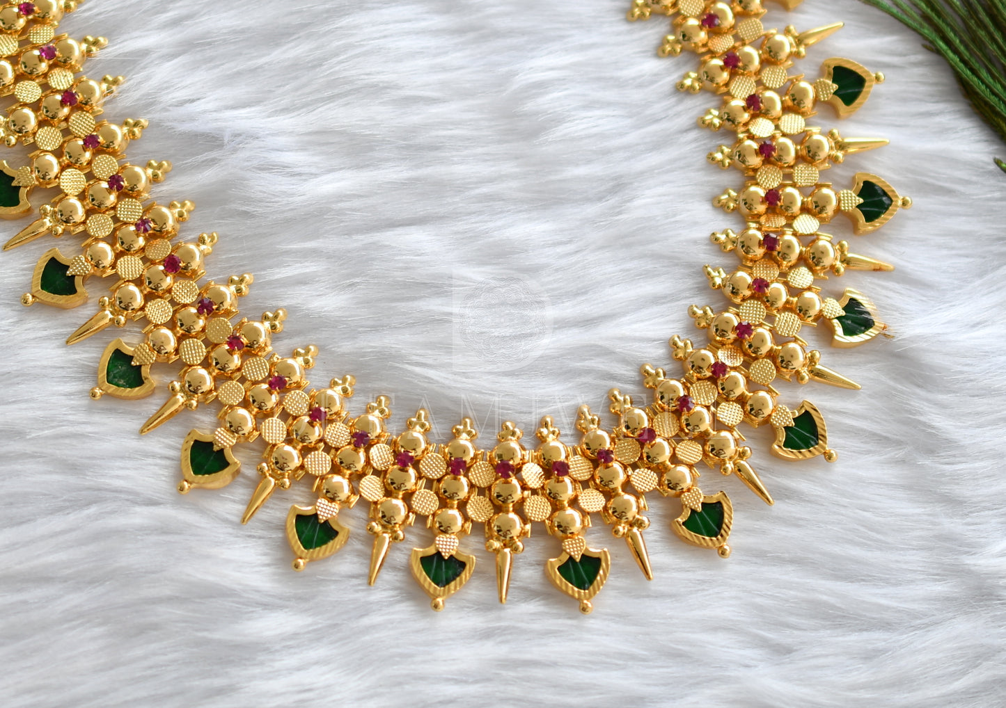 Gold tone ruby green palakka mulla necklace dj-34073