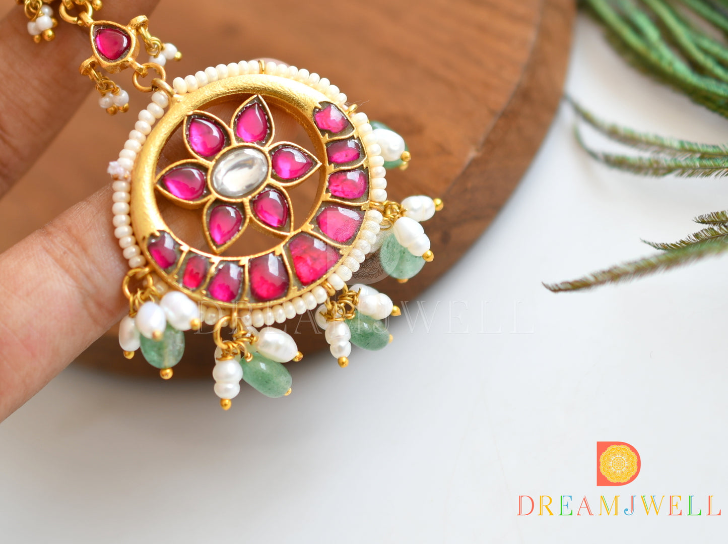 Gold tone kundan jadau pink-white tikka dj-36355