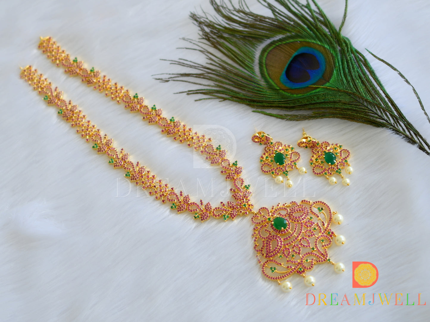 Gold tone semi precious ruby-emerald short haar set dj-11456