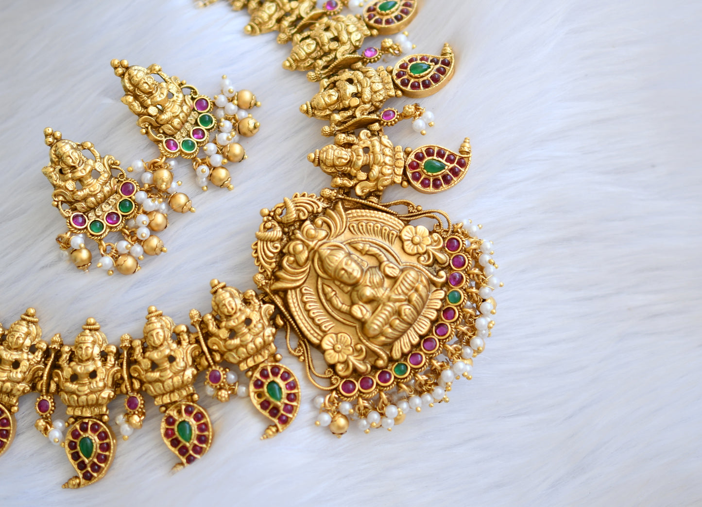 Antique gold kemp-green lakshmi-mango designer necklace set dj-34205