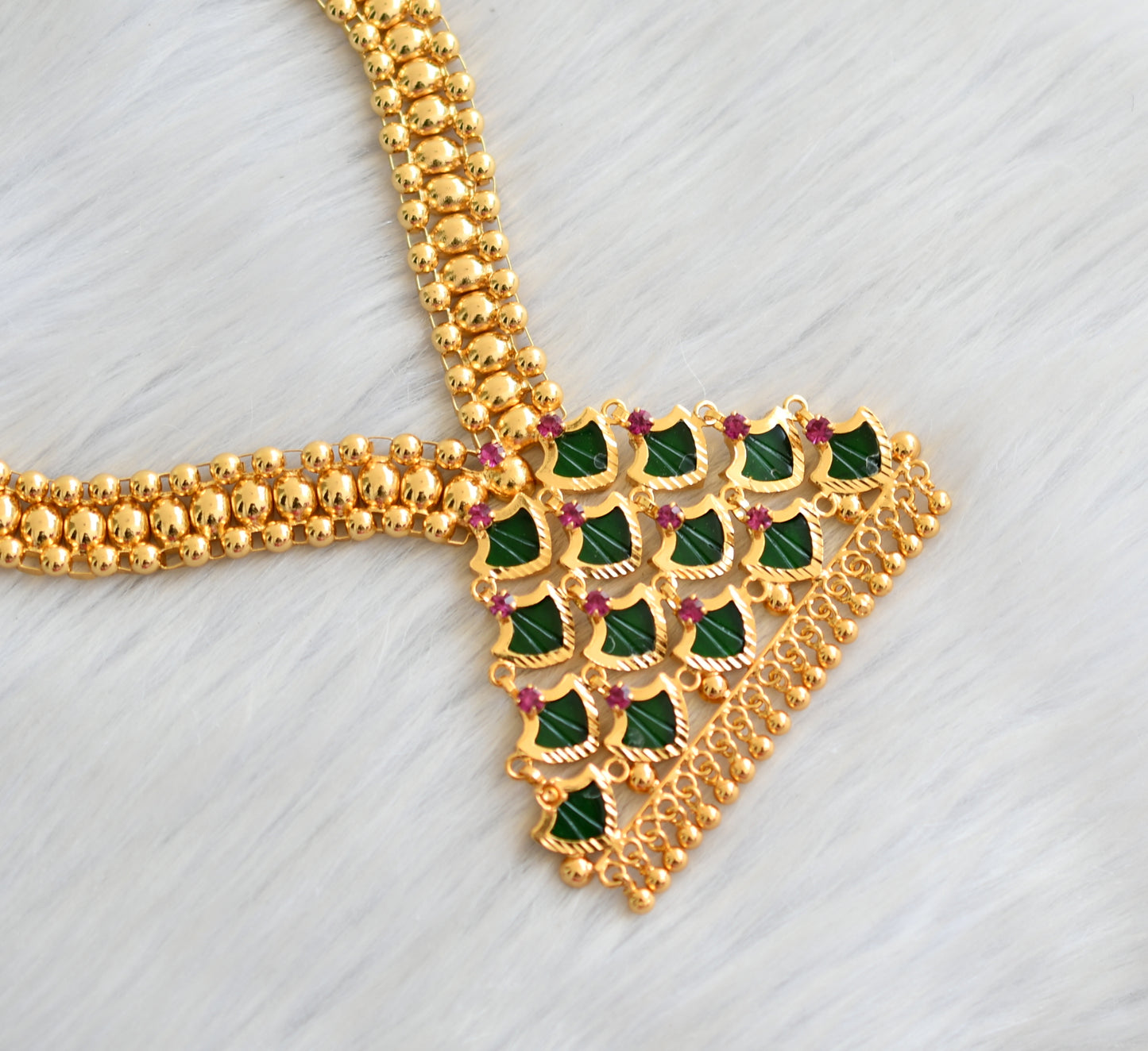 Gold tone pink stone green palakka Kerala style necklace dj-41060