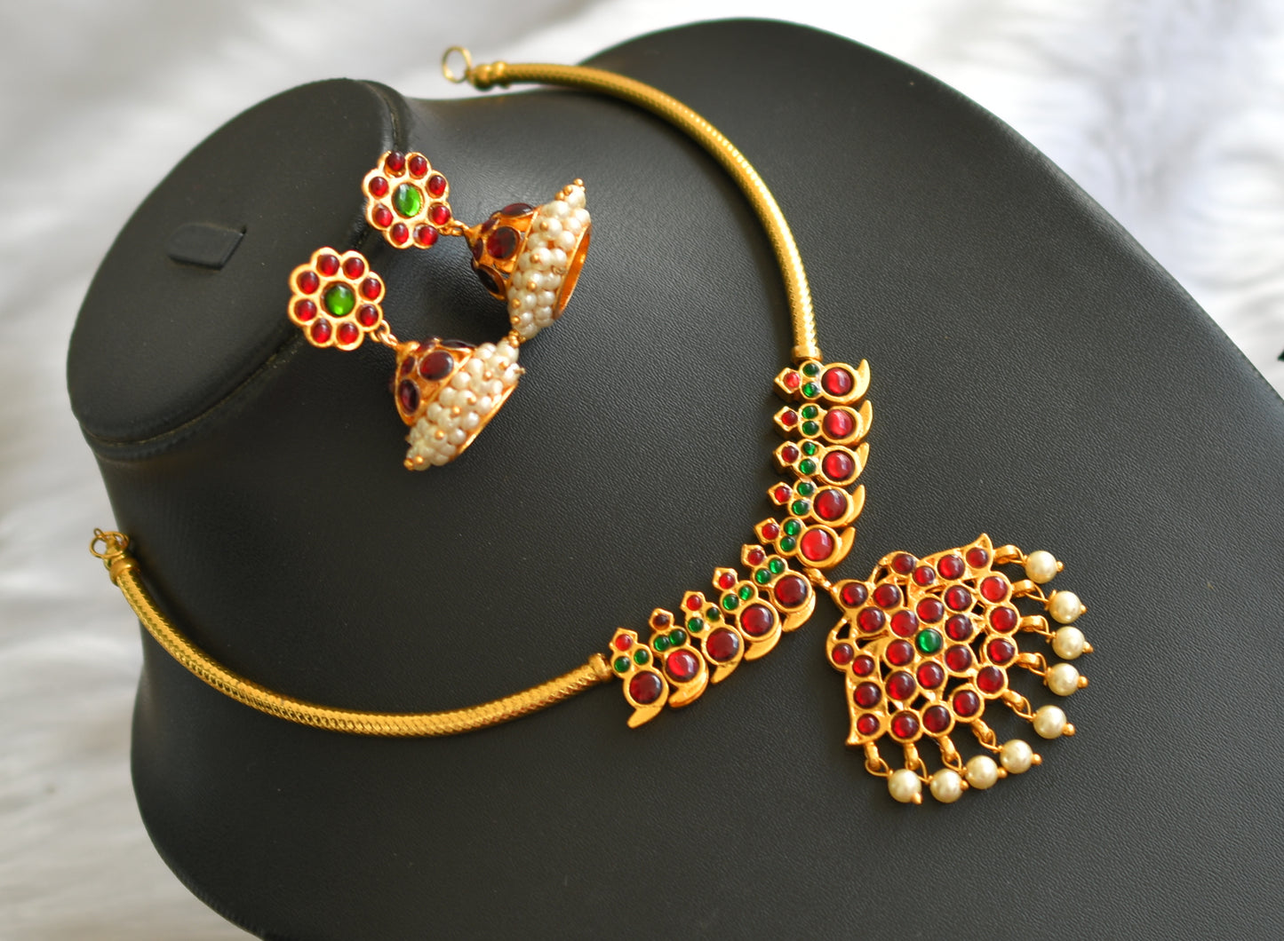 Gold tone kemp-green mango handmade necklace set dj-38841