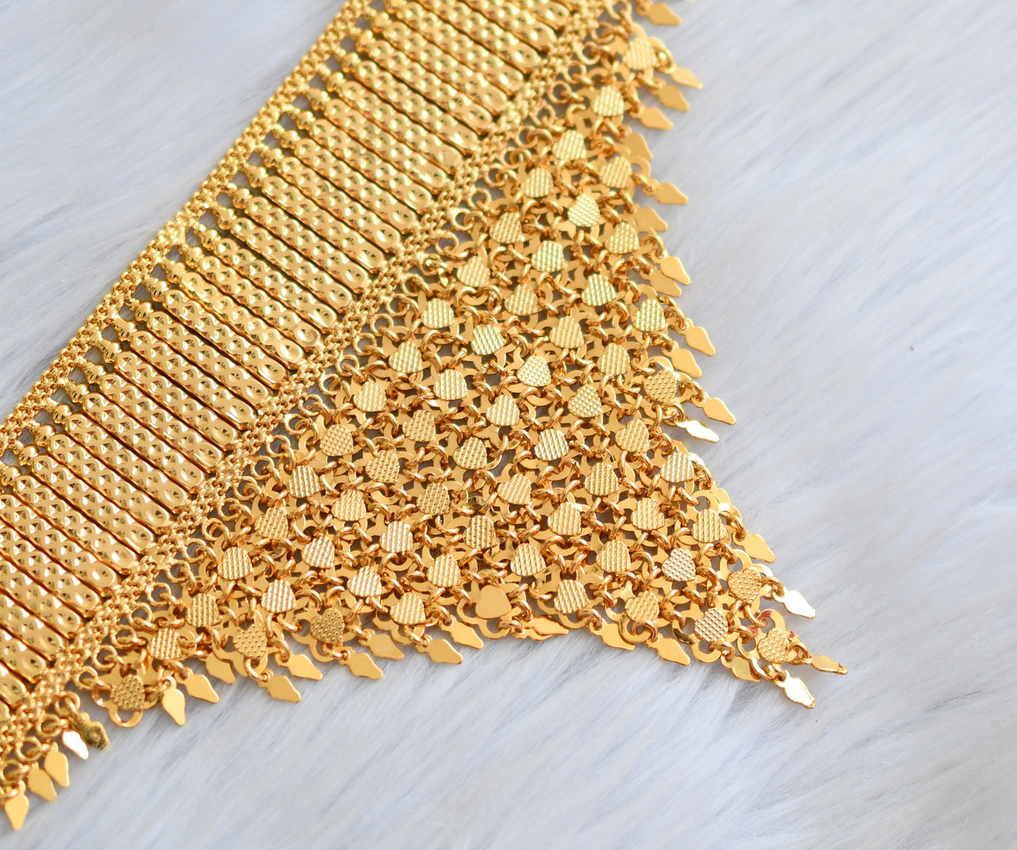 Gold tone Kerala style elakka choker necklace dj-41063