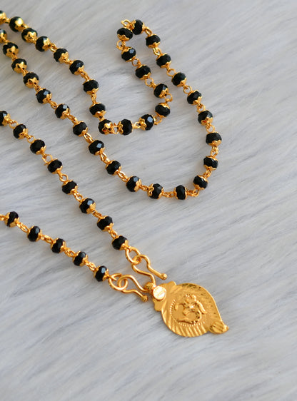 Gold tone 'om' pendant with karimani chain dj-41087