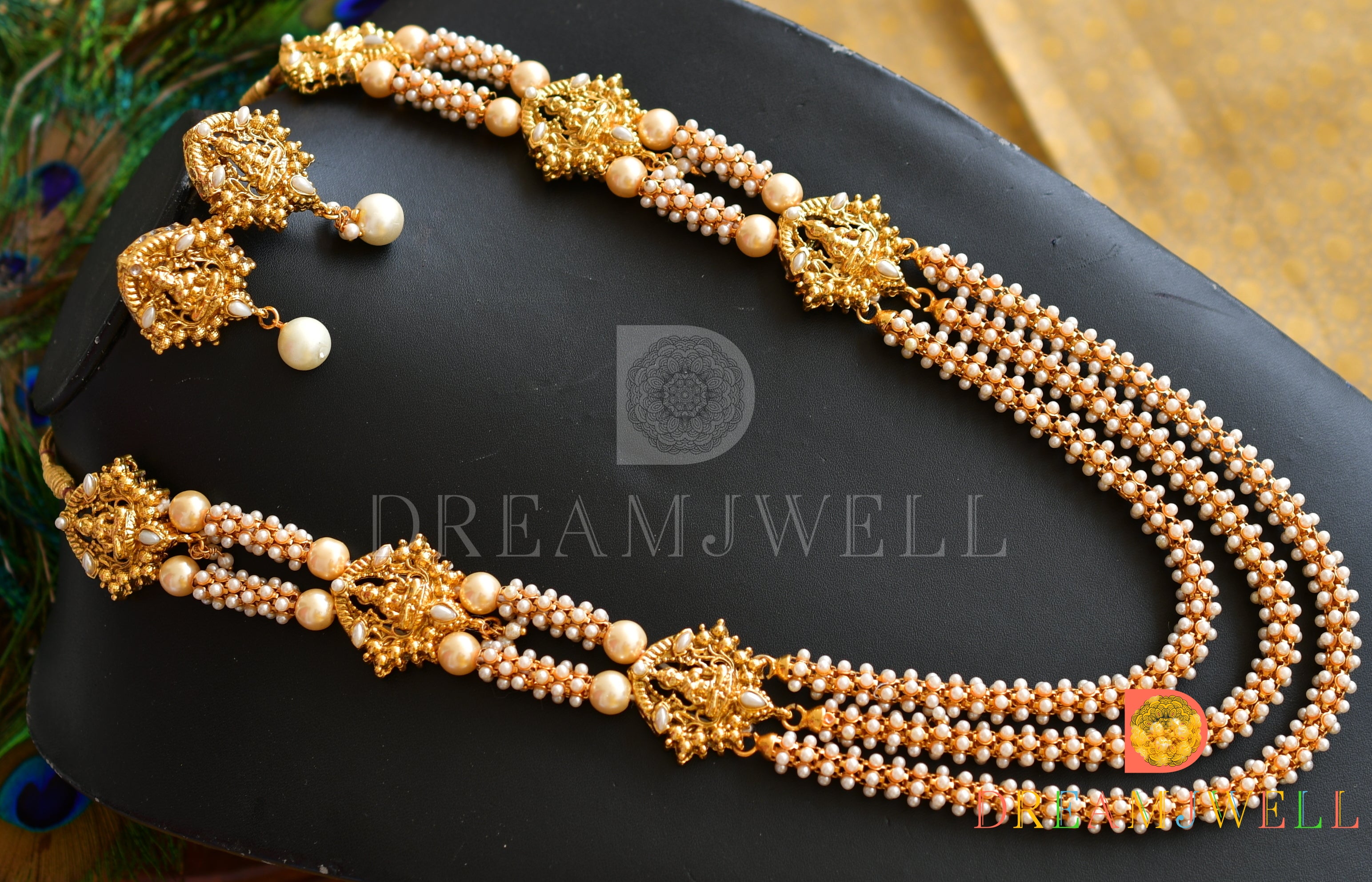 DREAMJWELL - Beautiful Pearl Finish Pearl Lakshmi Mugappu