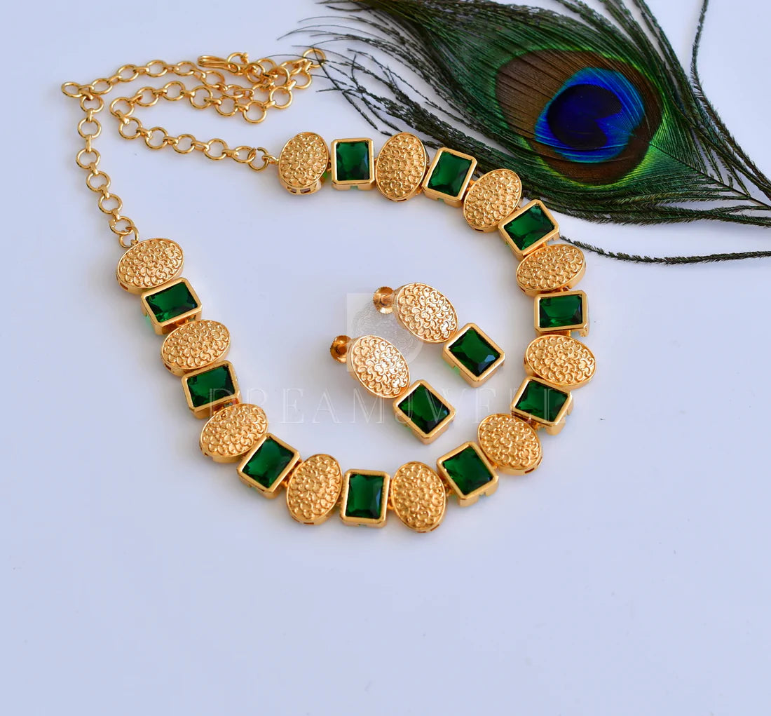 Gold tone sufi block stone necklace set