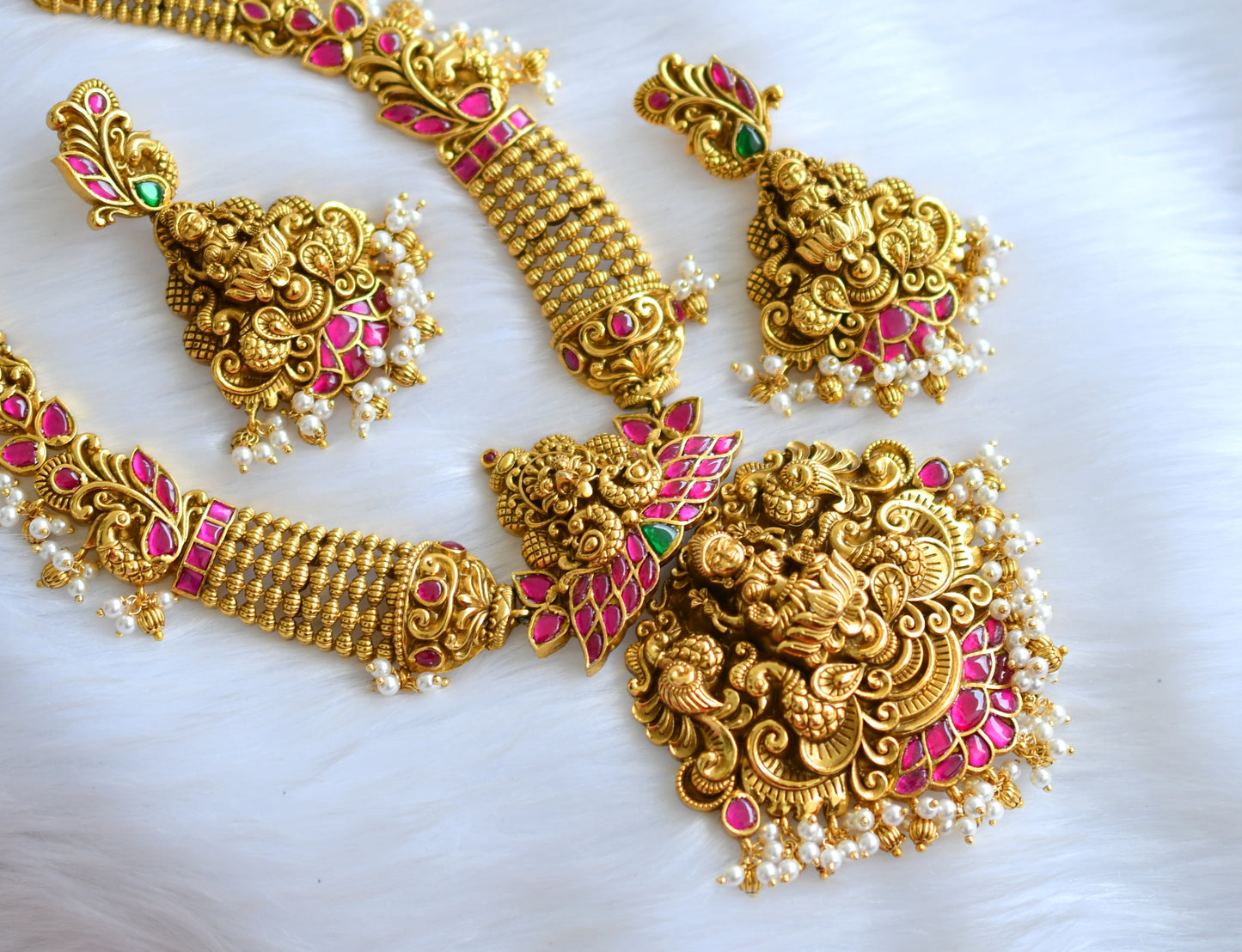 Gold tone pink-green kundan jadau pearl cluster Lakshmi-peacock necklace set dj-39484