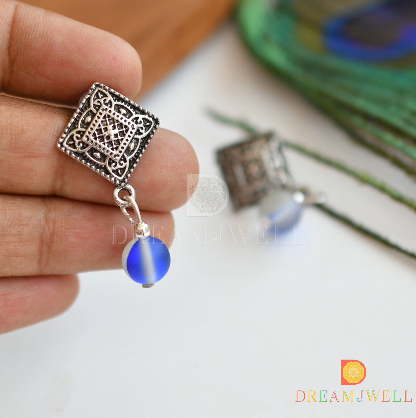 Silver tone blue mistik stone beads necklace set with sliced agate pendant dj-36370