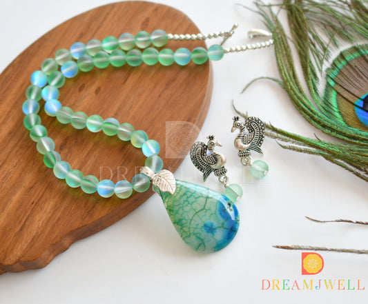 Silver tone blue-green mystic stone beads necklace set with sliced agate pendant dj-36372