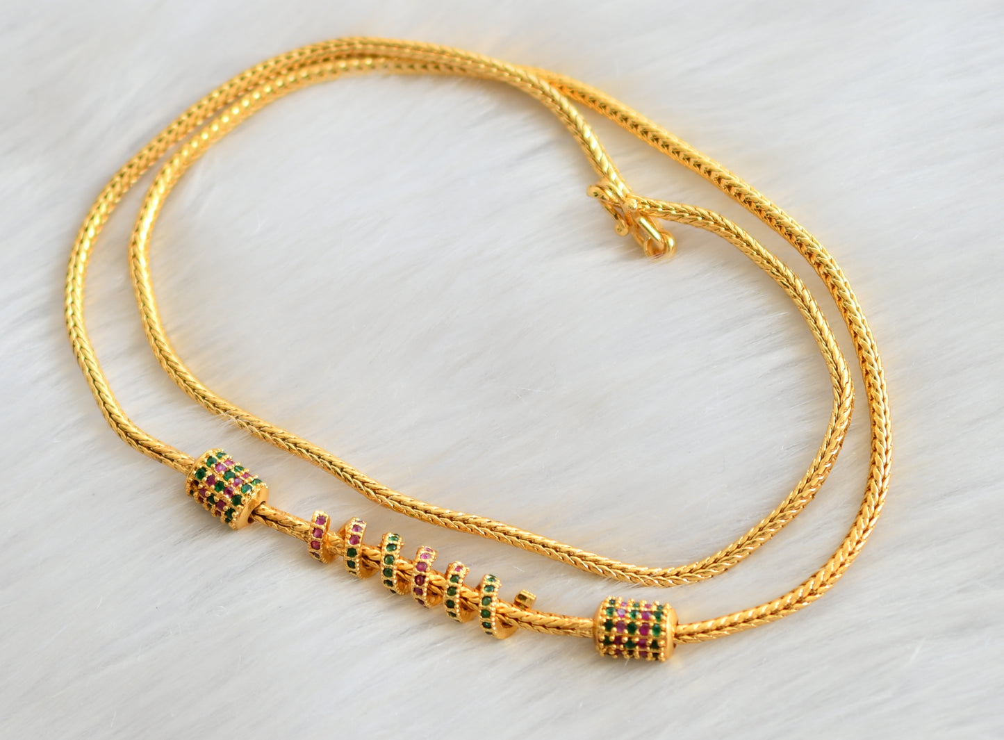 Gold tone ruby-green spiral Mugappu chain  dj-40142