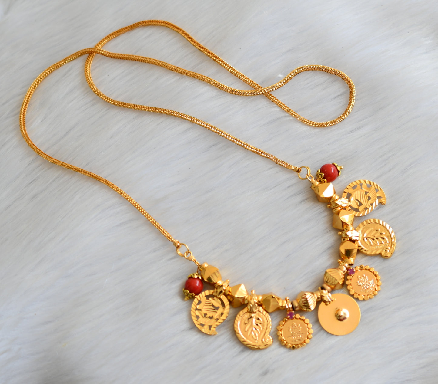 Gold tone pink stone Lakshmi coin Mango coral beads bottu mangalyam dj-41104
