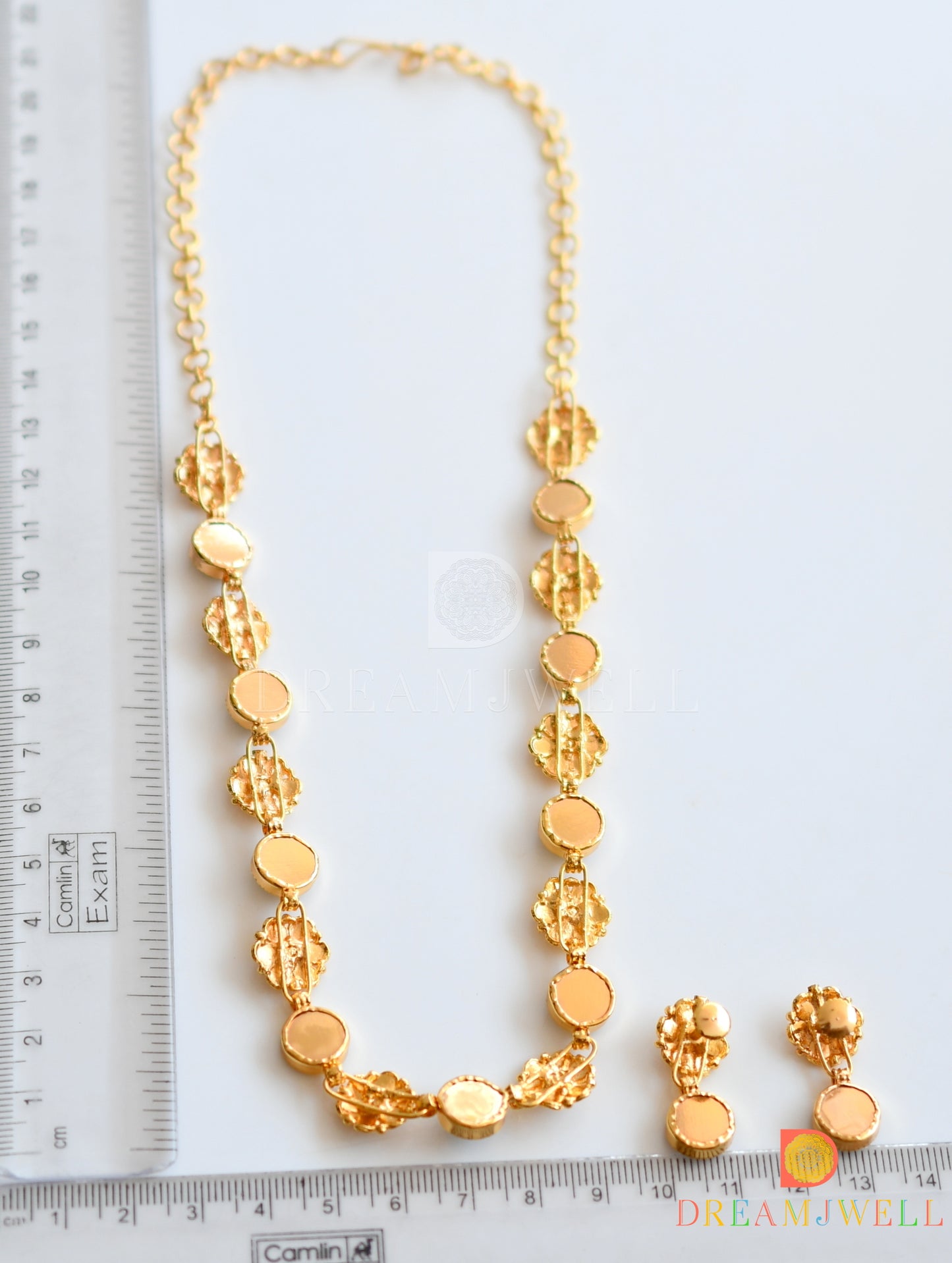 Gold tone Kerala style round flower designer necklace set