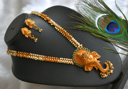 Matte finish pearl-gold cluster emerald big Ganesha necklace set dj-17374