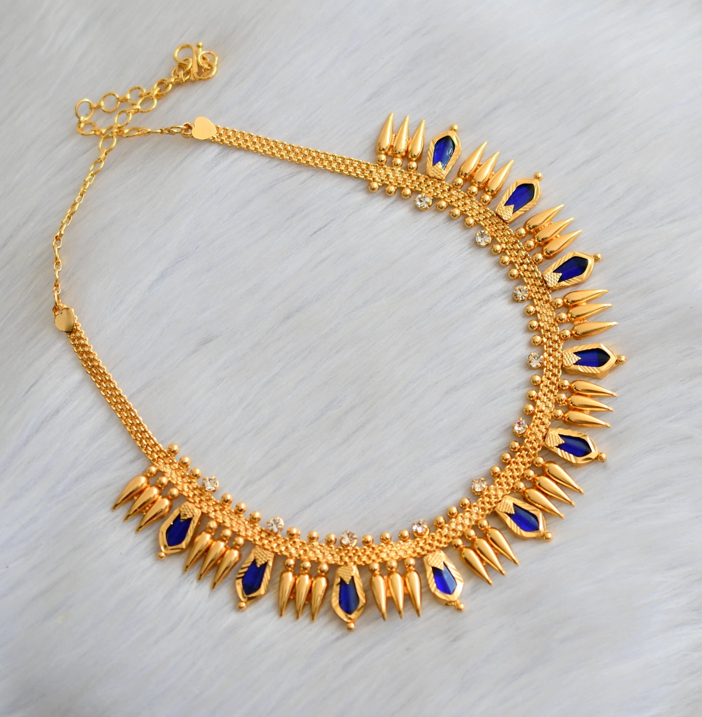 Gold tone blue nagapadam Kerala style mulla mottu necklace set dj-41159