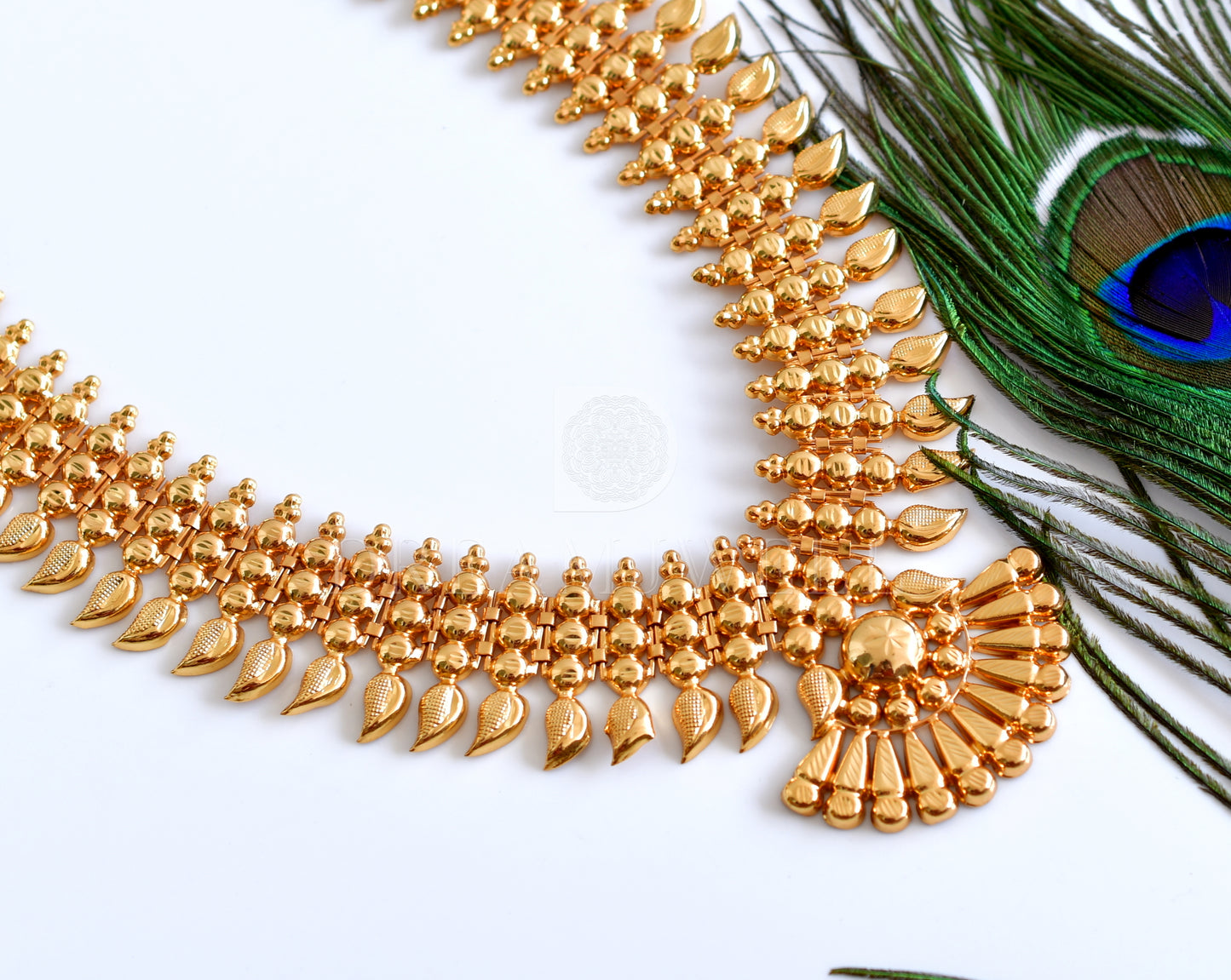 Gold tone mango Kerala style haar dj-35677