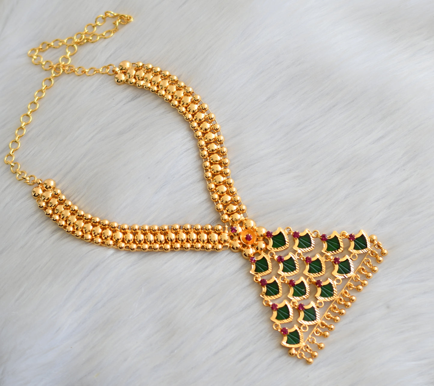 Gold tone pink stone green palakka Kerala style necklace dj-41155