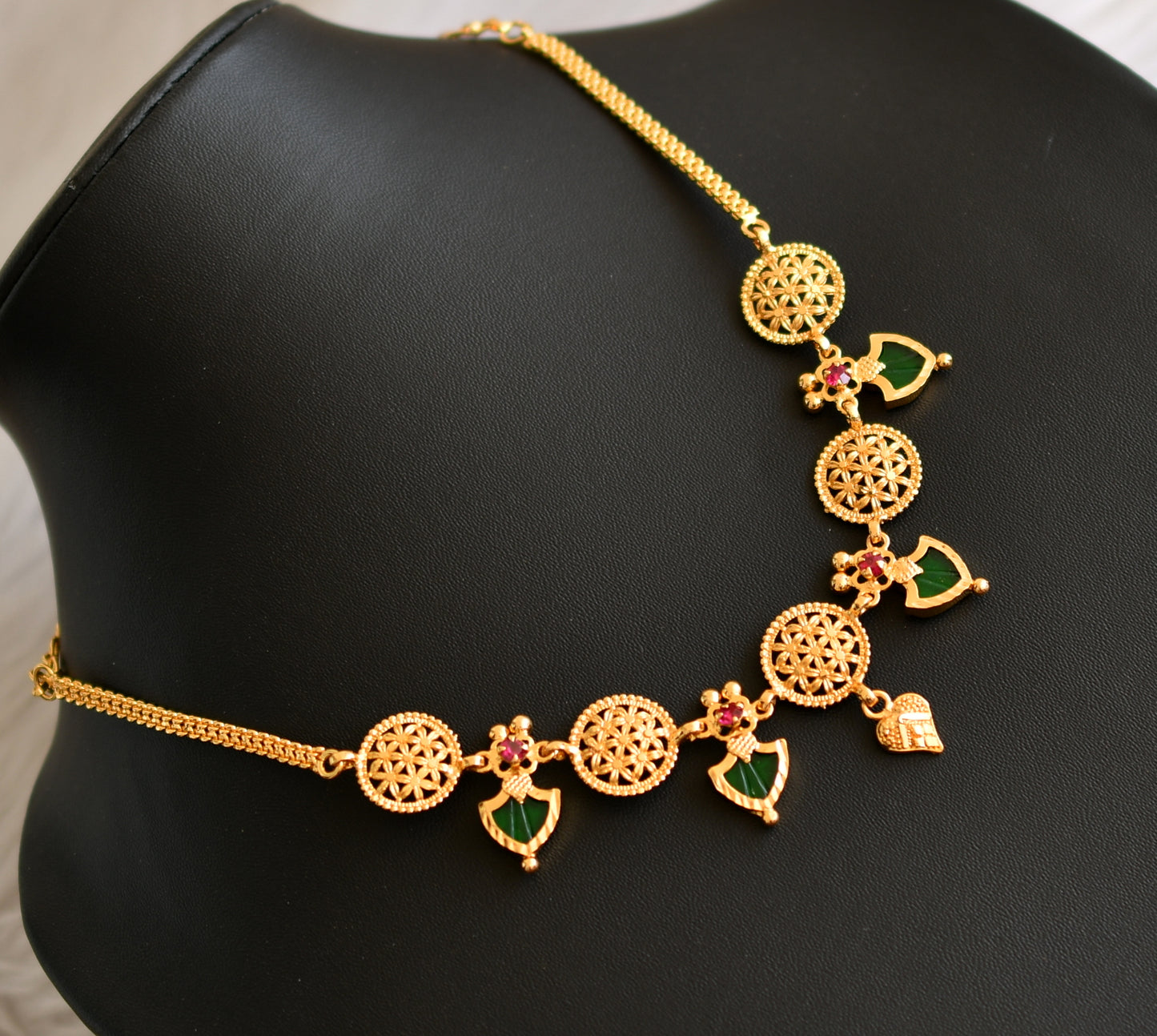 Gold tone pink stone green palakka Kerala style necklace dj-41152