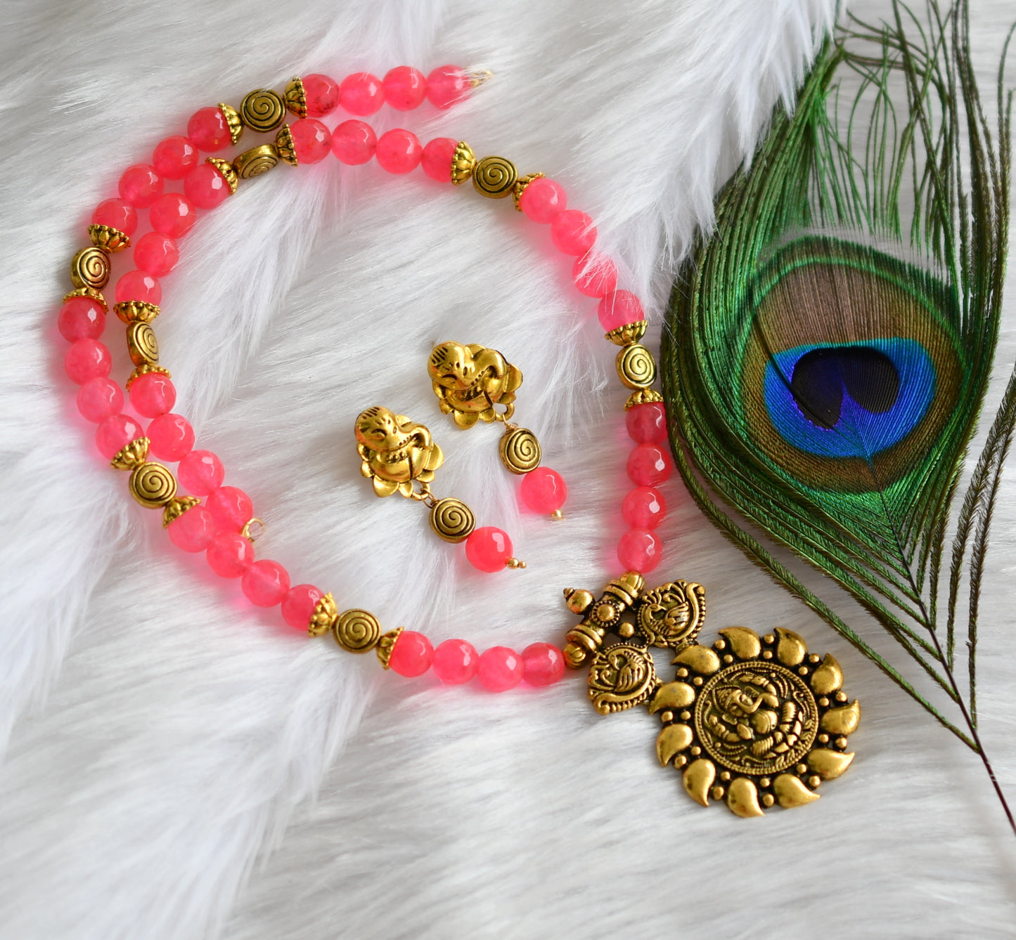 Antique gold tone Bright pink Ganesha necklace set dj-27926