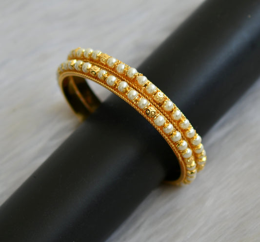 Gold tone pearl beaded bangles (2.6) dj-41126