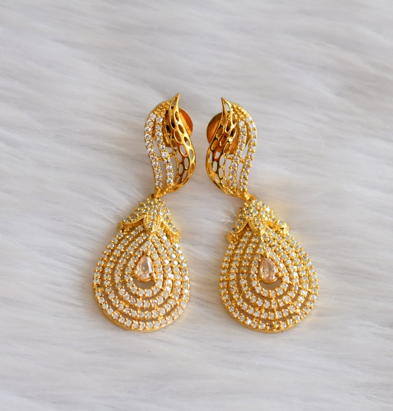 DREAMJWELL Royal Gold Tone Cz-gold Stone Party Wear Drops