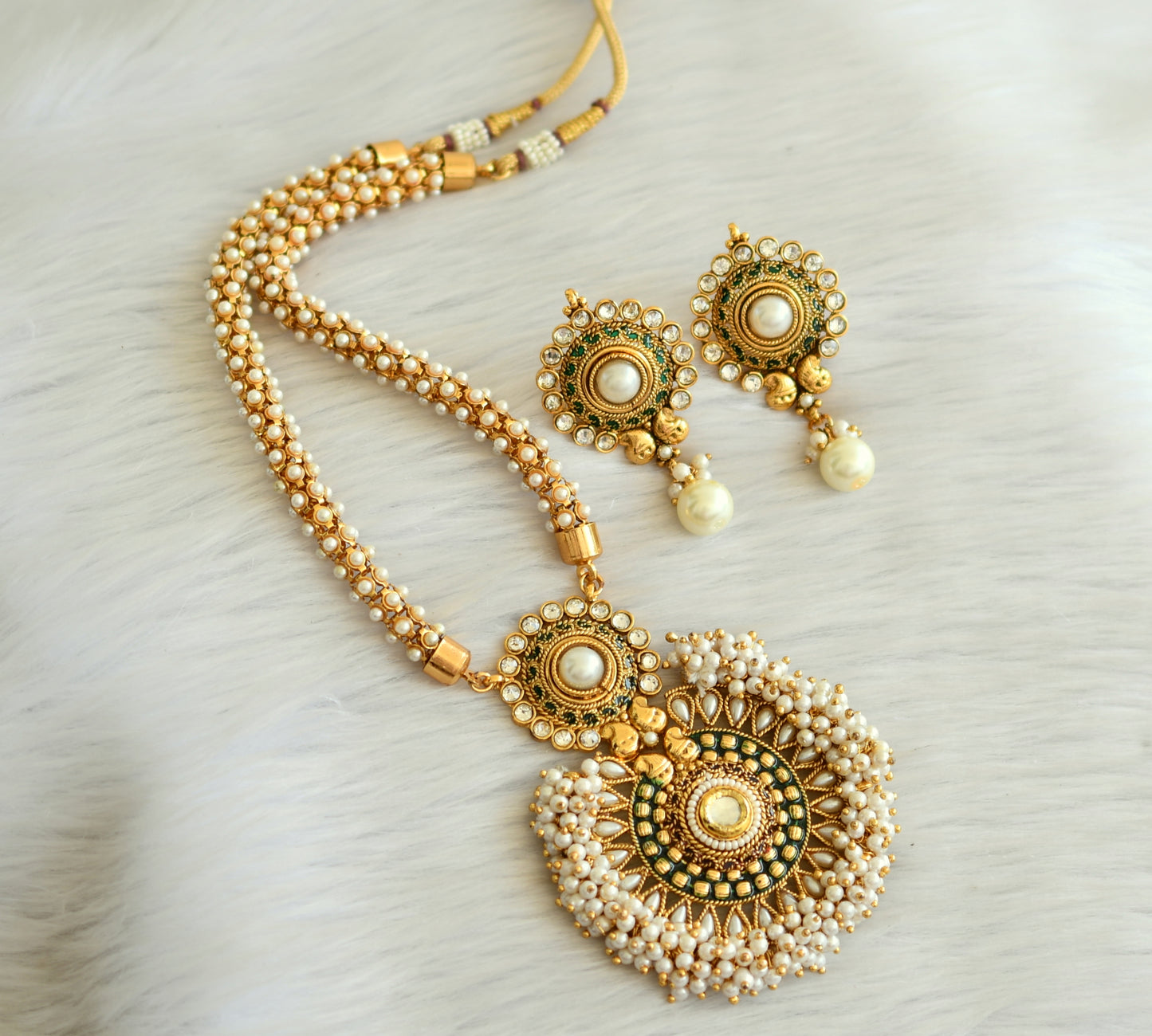 Antique gold tone pearl cluster necklace set dj-13543