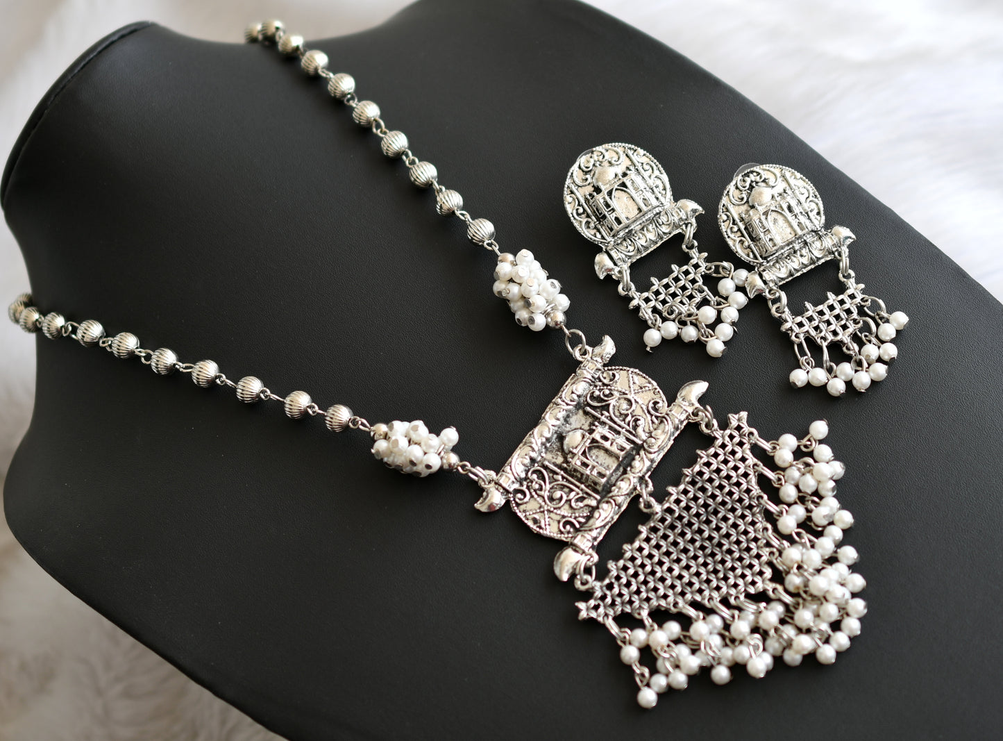 Sliver tone pearl cluster Taj mahal haar set dj-41488