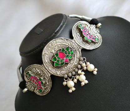 Silver tone pink-green kundan jadu Lotus-peacock choker necklace dj-40181
