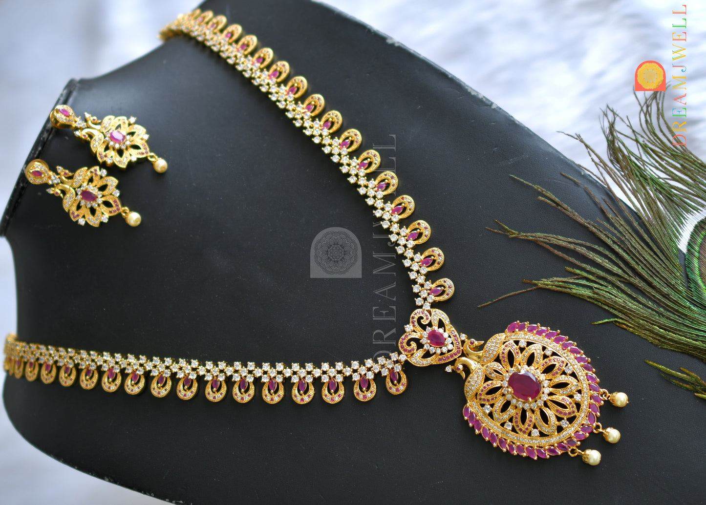 Gold tone cz ruby-white peacock haar set dj-18461