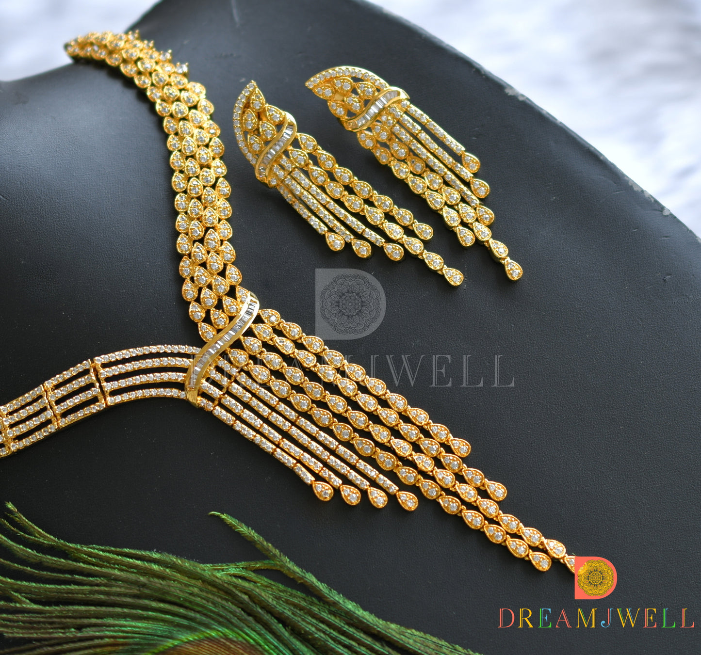 Gold tone cz white necklace set dj-07483