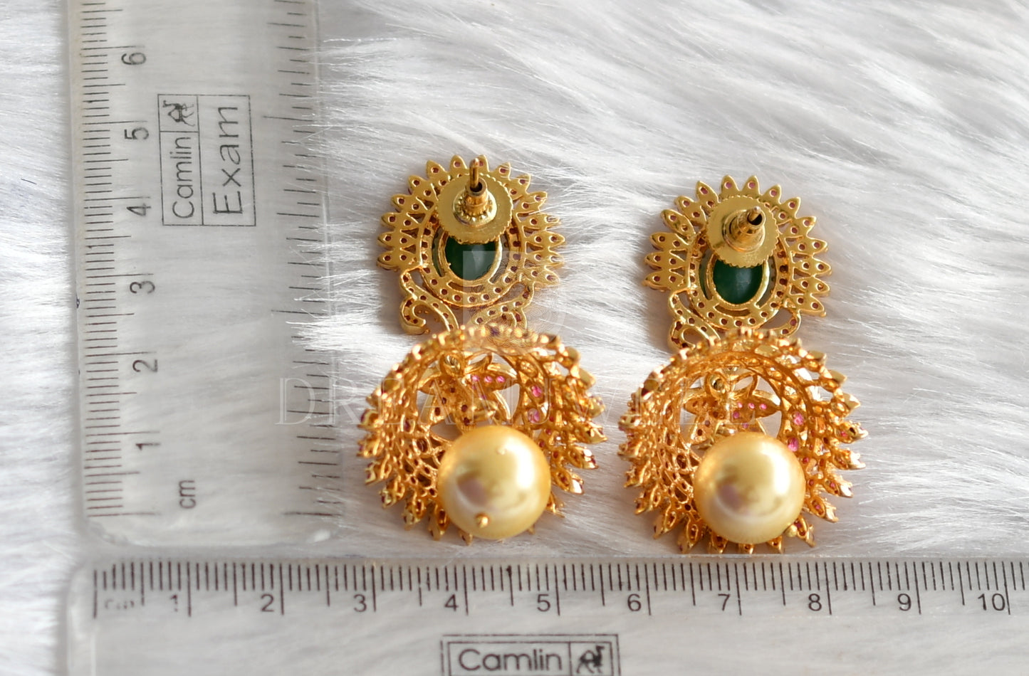 Gold tone ruby-emerald pearl jhumkka-dj05289