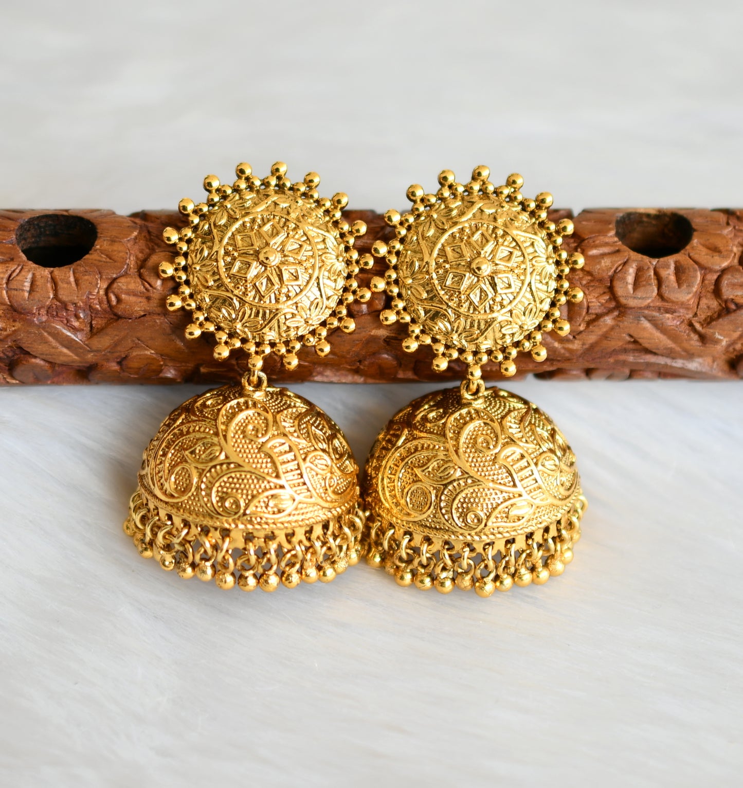 Antique gold tone floral heavy round jhumkka dj-03087