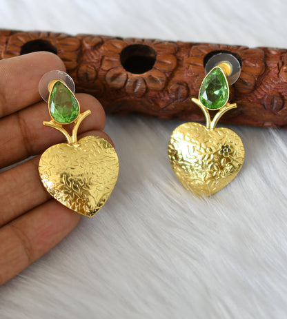 Gold tone sea green stone heart earrings dj-38815