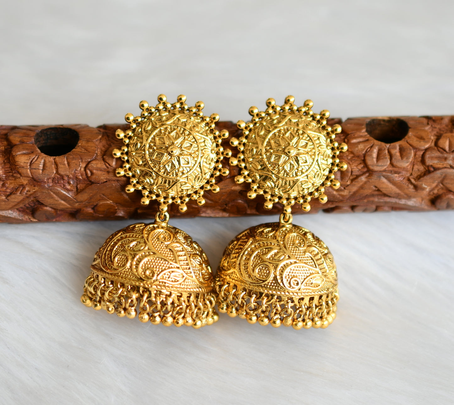 Antique gold tone floral heavy round jhumkka dj-03087