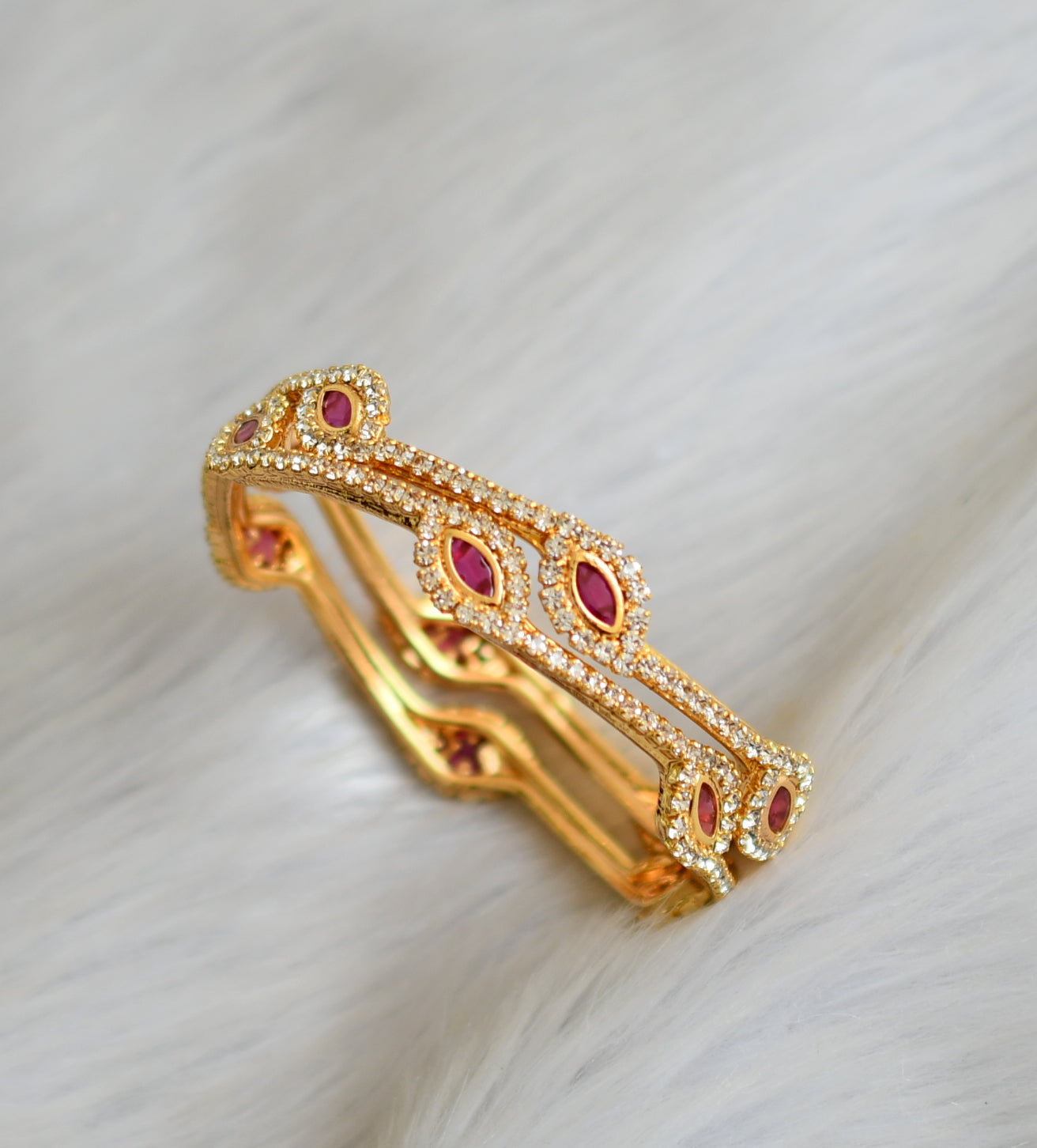 Gold tone white-pink stone bangles(2.4) dj-03145