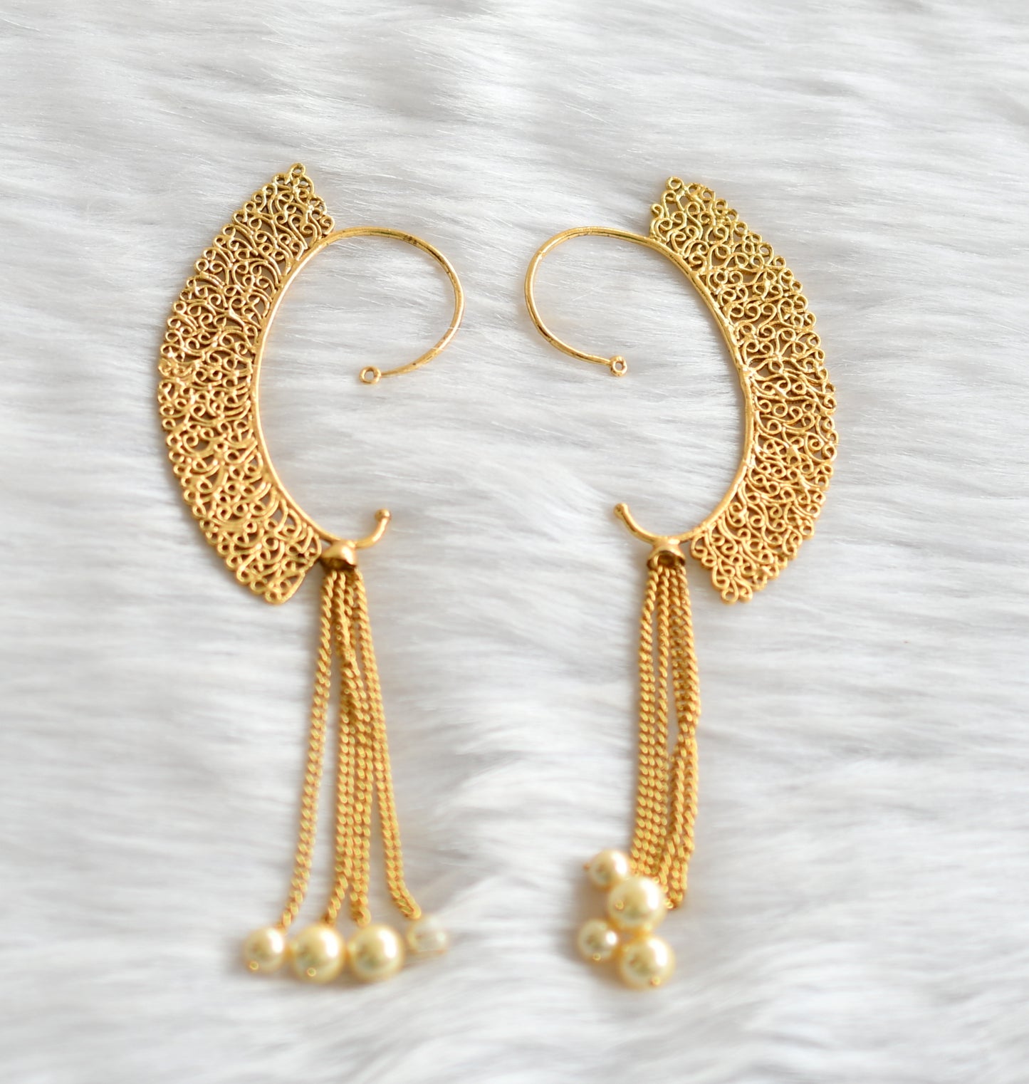 Antique gold tone pearl Ear cuffs dj-01974