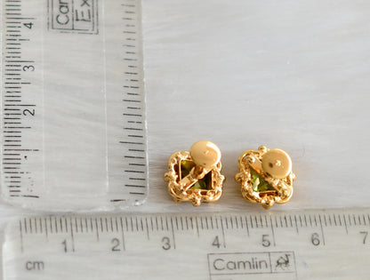 Gold tone Olive green square stone stud/Earrings dj-40226