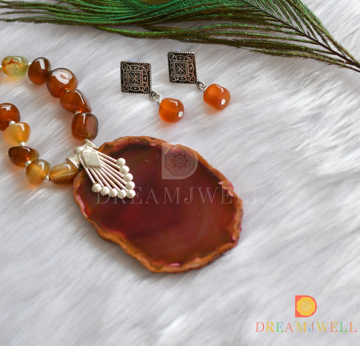 Silver tone sliced agate pendant with brown onyx beads necklace set dj-38011