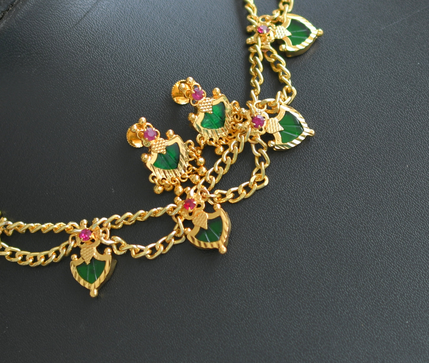 Gold tone palakka pink-green Kerala style necklace set dj-38853