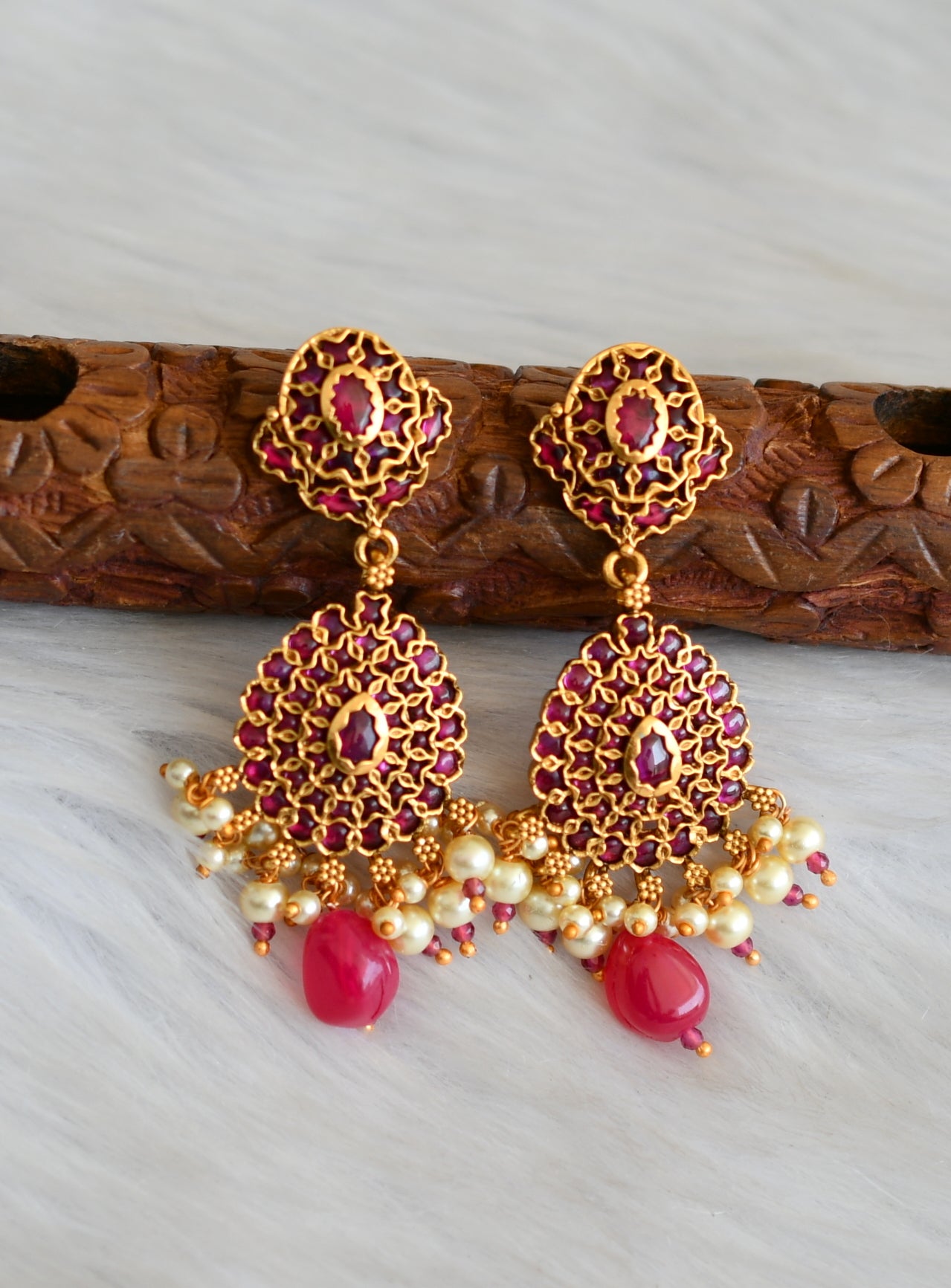 Matte finish kemp-pearl earrings dj-41565