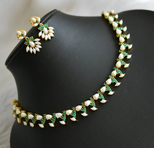 Gold tone emerald-pearl necklace set dj-16197