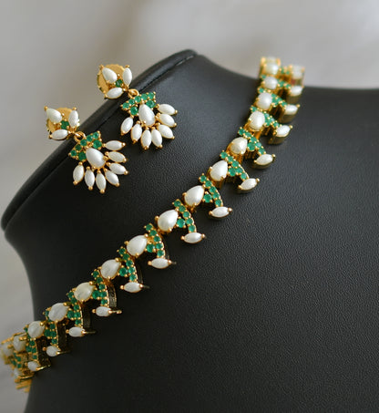 Gold tone emerald-pearl necklace set dj-16197