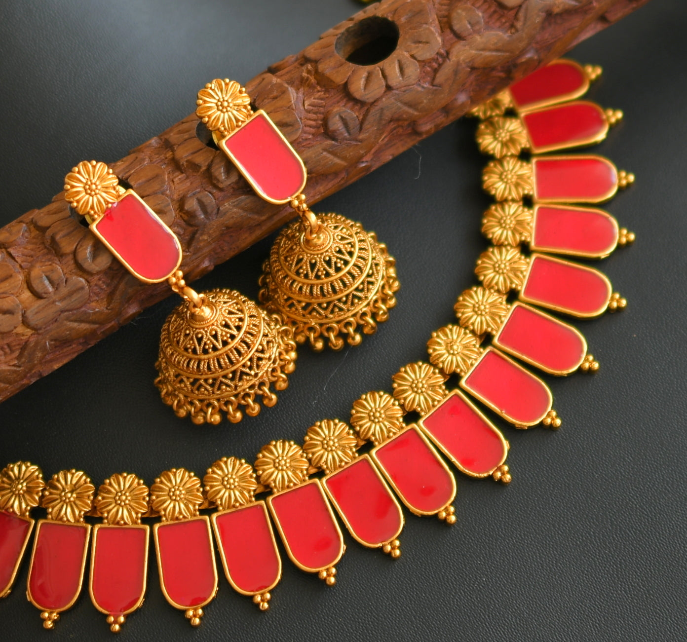 Matte finish flower red nagapadam Kerala style necklace set dj-41577