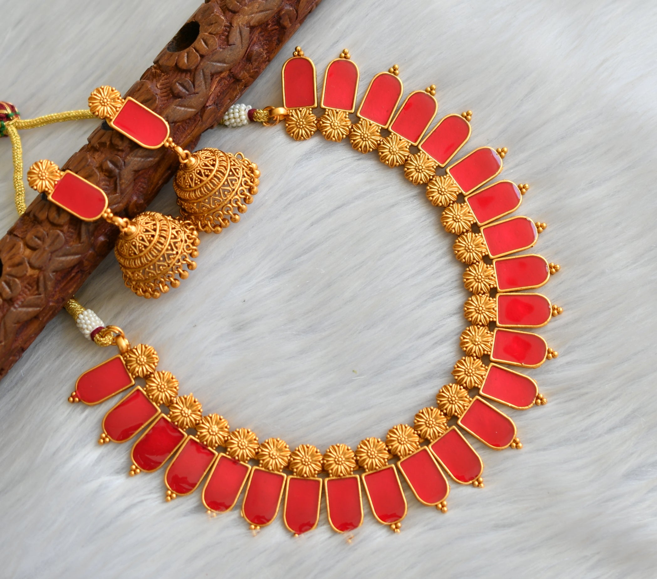 Red nagapadam outlet necklace