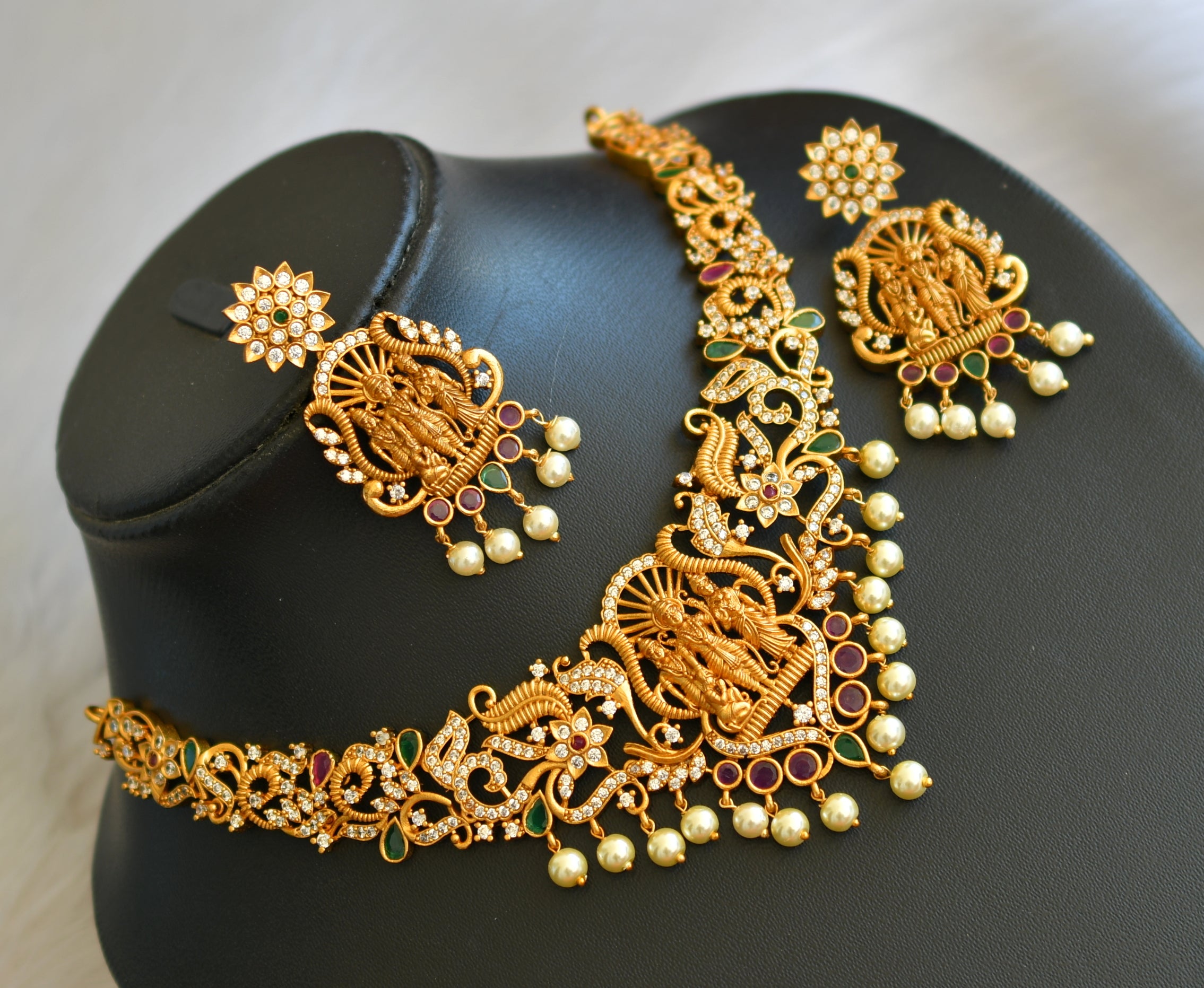 Stunning one gram gold necklace with Ram parivar kasu hangings. Necklac… |  Gold necklace indian bridal jewelry, Bridal gold jewellery designs, Gold  earrings designs