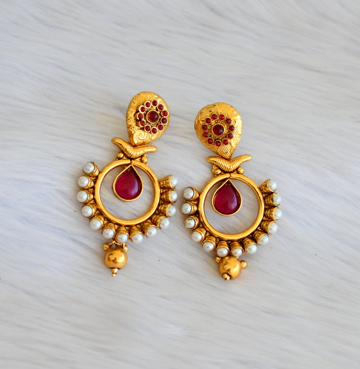 Antique gold tone kemp pearl earrings dj-25135