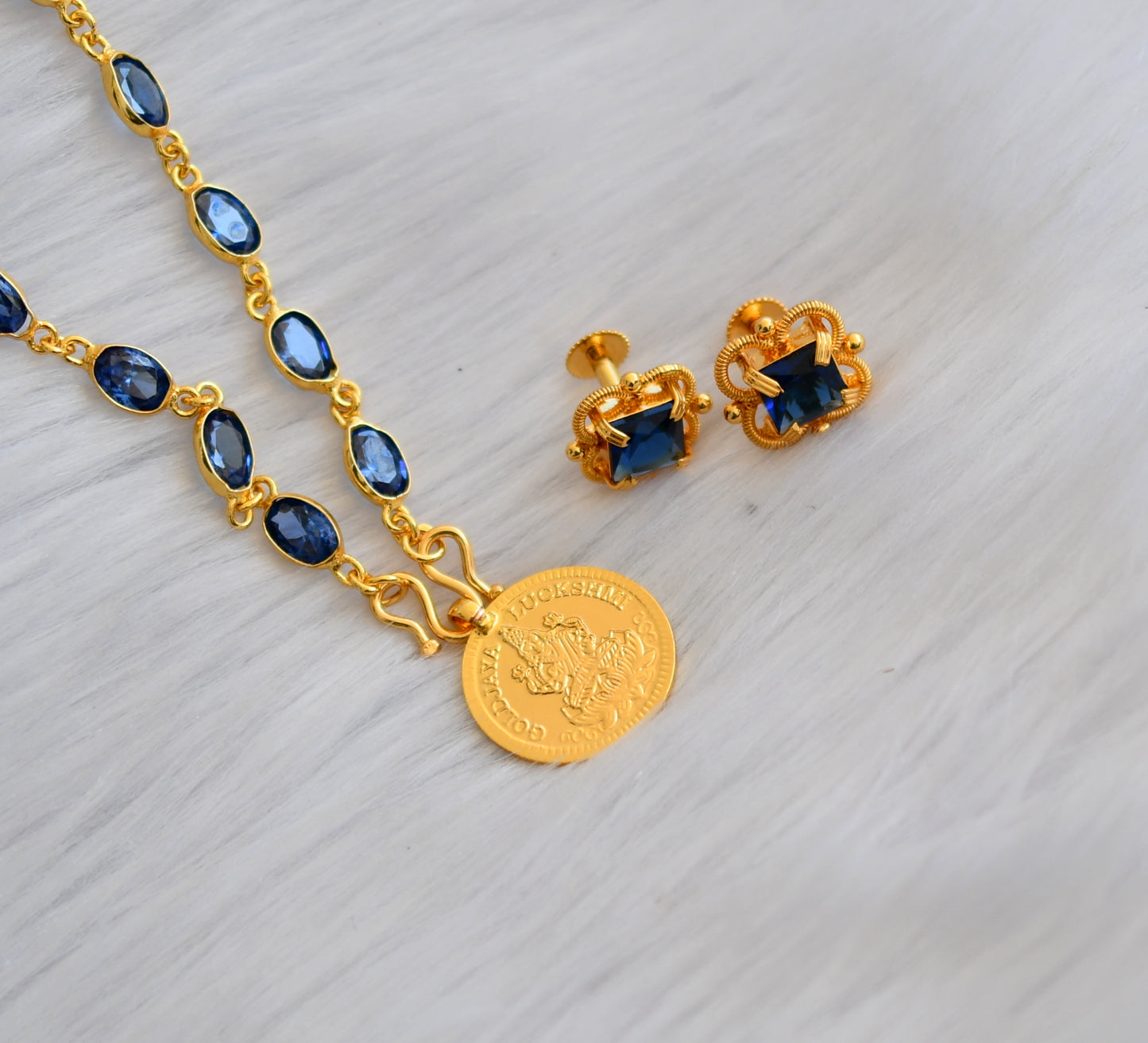 Gold tone Lakshmi coin blue stone chain Lakshmi coin pendant set dj-40312