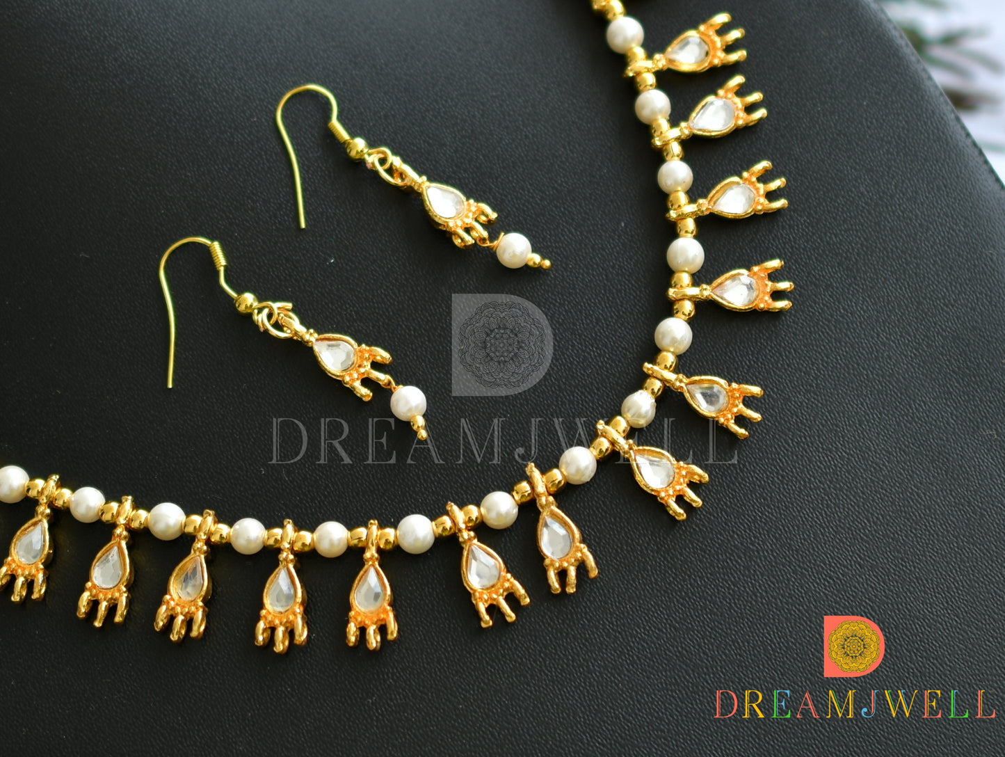 Gold tone white stone pearl hand made necklace set dj-37342