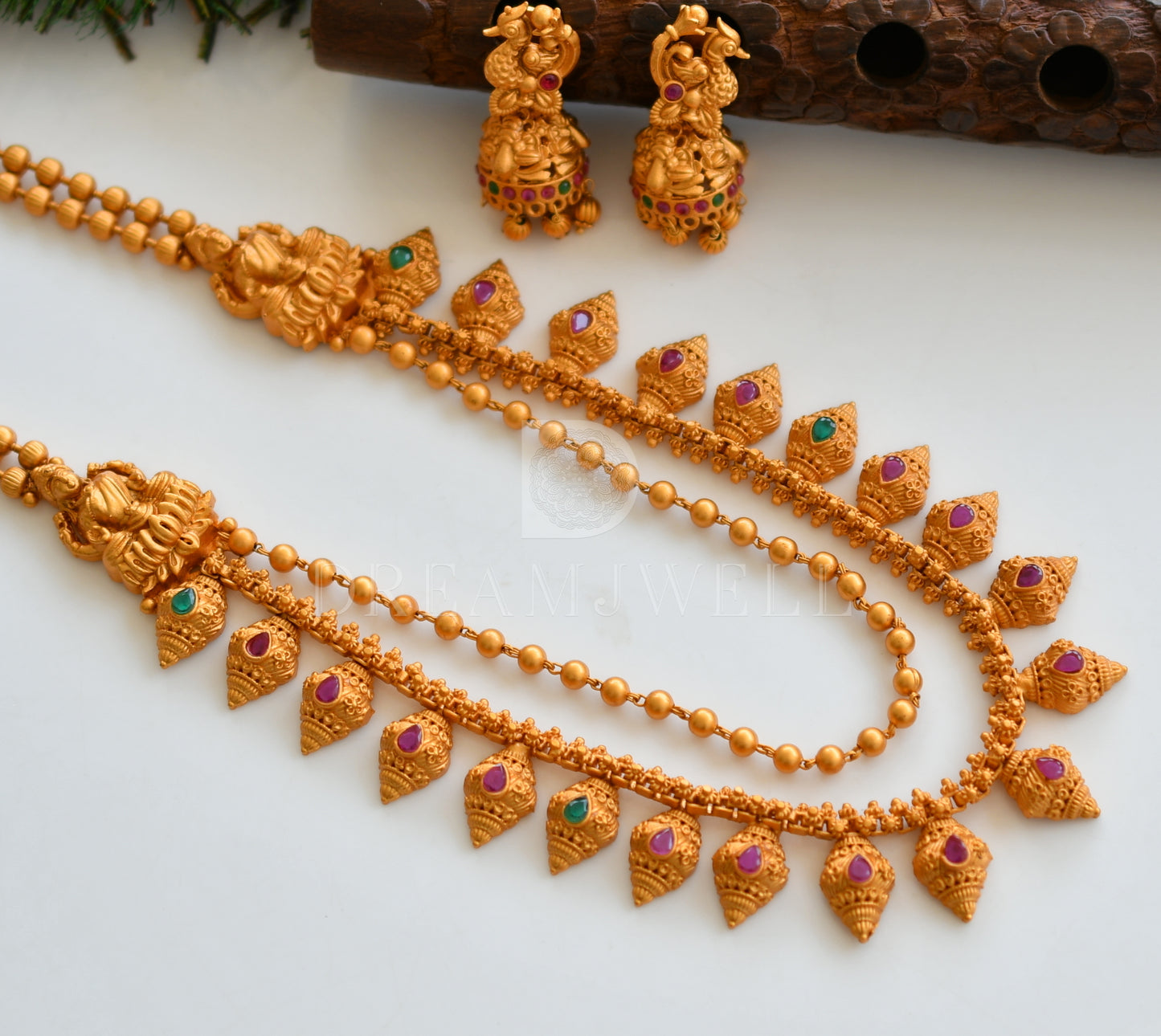 Matte finish ruby-emerald lakshmi mugappu multilayer haar set dj-14257