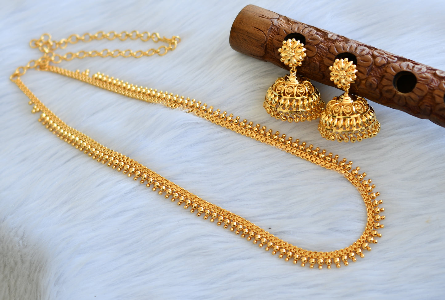 Gold tone Kerala style short haar and pair of jhumkka dj-40290